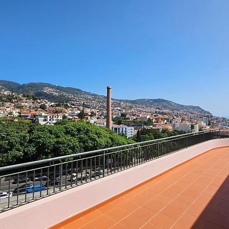 Garden And Seaview Apartment - Free Parking フンシャル エクステリア 写真
